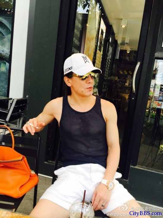 哈文全家游清迈 女儿漂亮李咏秀肌肉露酷