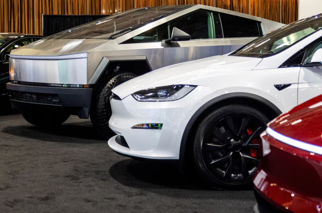 特斯拉汽车在加拿大安大略省多伦多举行的加拿大国际车展上展出