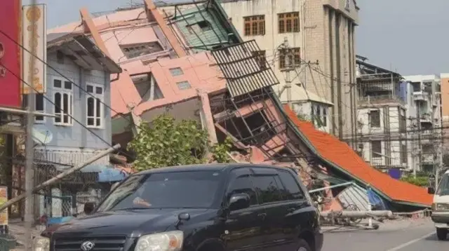地震中倒塌的房屋