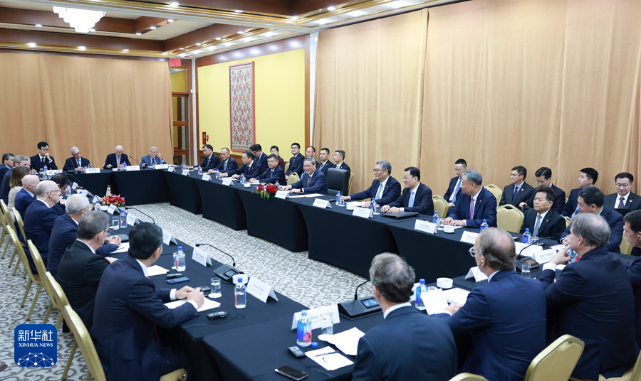 李强同美国友好团体座谈 李强同美国友好团体座谈